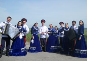 Фольклорный ансамбль казаков Азова в 2016 году побывал на гастролях в Греции